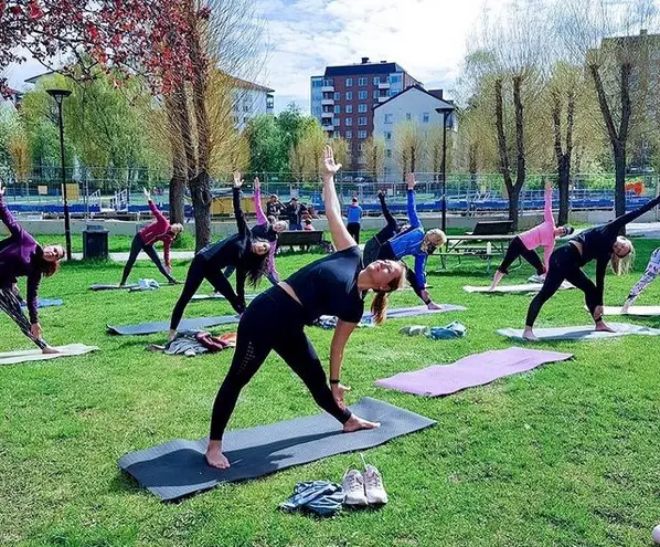 Buy sporting goods Stockholm gyms yoga pilates