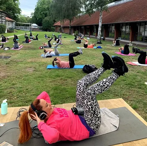 Buy sporting goods Hamburg gyms yoga pilates